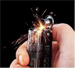 Merkloos Aansteker Metaal In De Kleur Silver Op Benzine -Keukengrill 1200x1095 2