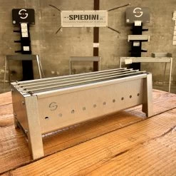 Spiedini Saté-bbq Bali 40 Mini - Kleine, Smalle Houtskoolbarbecue Met Horizontaal Rooster Voor Sate Of Andere Spiesjes - 40 Cm Lang, 11 Cm Breed, 14 Cm Hoog - Ideaal Voor Tuin- Of Open Haard, Of Balkon - Materiaal: Gealuminiseerd Ijzer -Keukengrill 1200x1200 34