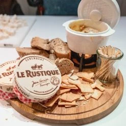 Boska Pizzaplank Friends L - BBQ Accessoires - Eikenhout - Handige Opvanggeul - Ø 34 Cm -Keukengrill 1200x1200 551