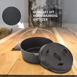 Dutch Mountains Gietijzeren Pannenset 7-delig - Dutch Oven – Braadpan - Grillpan - Hapjespan - Kookset In Houten Transportkist - Deksellifter - Brander -Keukengrill 1200x1200 560
