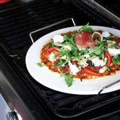 Pizzasteen BBQ & Oven | Pizzaplaat Voor De Lekkerste Bereiding Van Een Pizza Op Jouw Barbecue Of In De Oven | Pizza Stone Rond | Medium (33 Cm) -Keukengrill 1200x1200 608