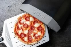 Ooni Pizzaschep Aluminium - Perforated Pizza Peel 12 Inch -Keukengrill 1200x800 60
