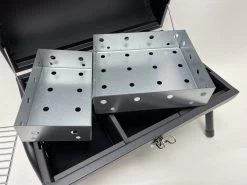 Compacte Draagbare Kolen BBQ Van Wolff BBQ - Handig Voor Op De Camping Op Het Strand Of In Een Park - Smoker Barbecue - Draagbare Lichtgewicht Bbq - Met Thermometer En Lucht Doorvoer. Laat Je Vlees Langzaam Garen. -Keukengrill 1200x899 14