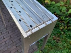 Spiedini Saté-bbq Bali 80 - Saté Houtskoolbarbecue Met Horizontaal Rooster - 80 Cm Lang, 11 Cm Breed - Materiaal: Gealuminiseerd Ijzer -Keukengrill 1200x899 4