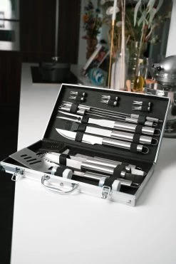 Sens Design BBQ Accesoires - 18 Delig - BBQ Gereedschapset Koffer -Keukengrill 800x1200 15