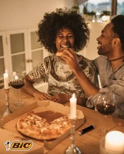 BIC Multifuntionele Aansteker Megalighter Voor Oa BBQ En Kaarsen - 2 Stuks - Lange Aanstekers - Kindveilig -Keukengrill 966x1200